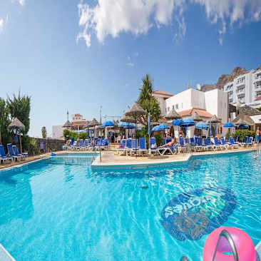 Ona el Marques Resort